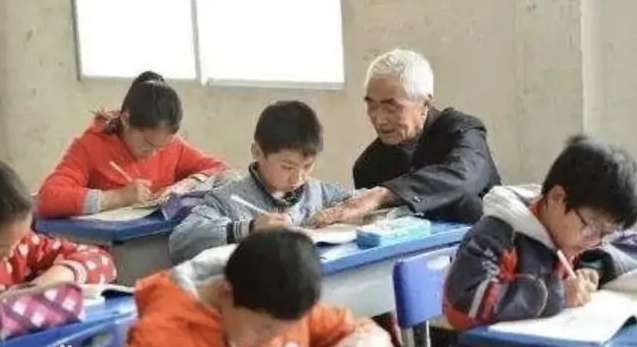 教育部启动2023年“银龄讲学计划”